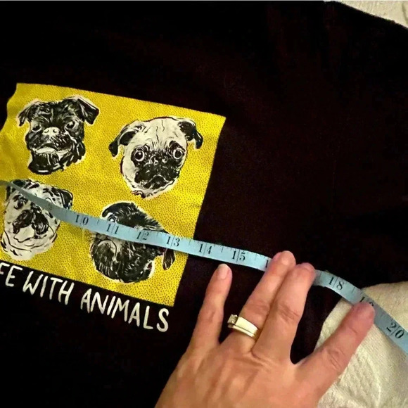 EUC black Uniqlo UT “My Life with Animals” pug graphic tee. Size XS - runs big - Picture 2 of 8